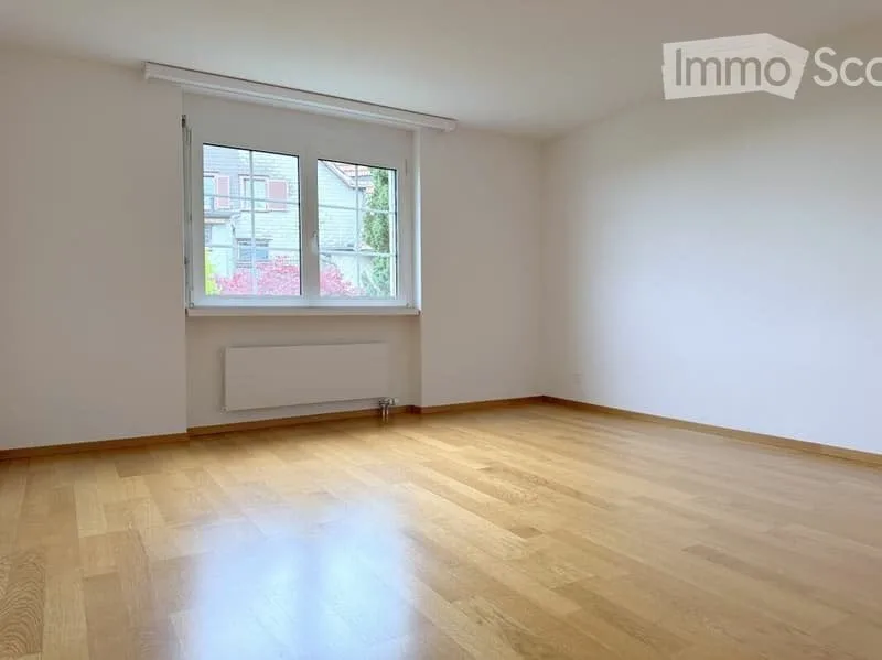 Grosse Wohnung im Grünen mit Teil-Seeblick nach westen/osten – Foto 4 von 5
