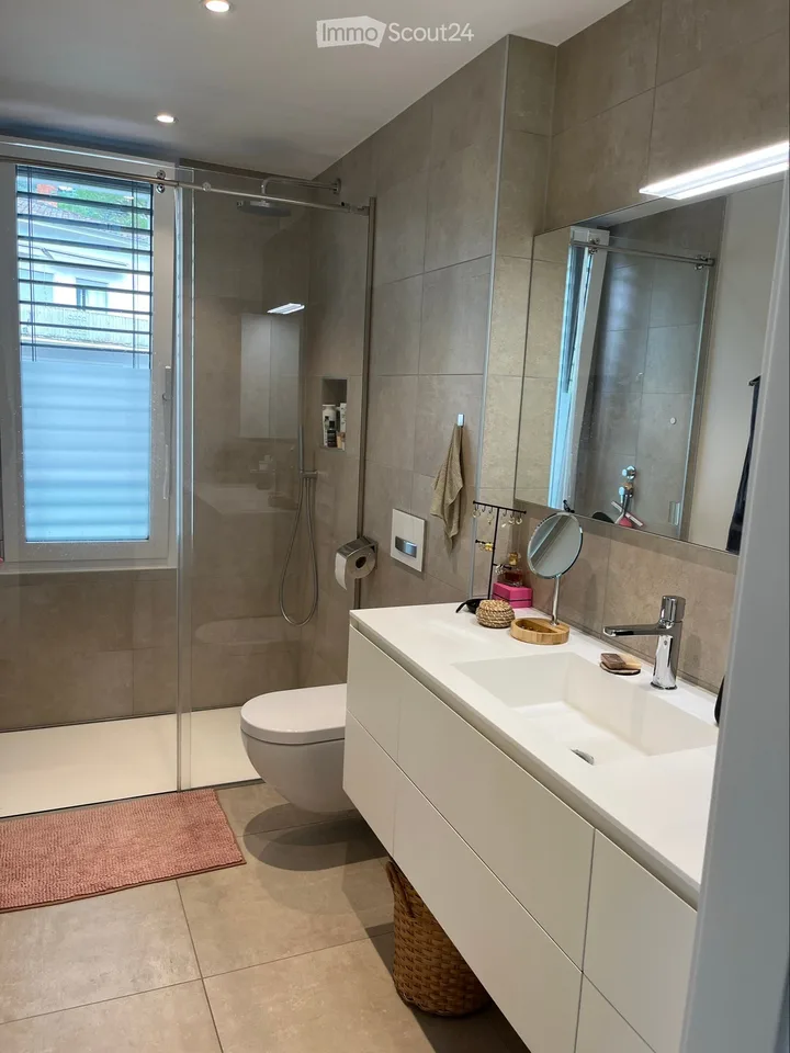 Moderne und helle 2.5-Zimmer-Wohnung für Subunternehmer gesucht – Foto 4 von 5