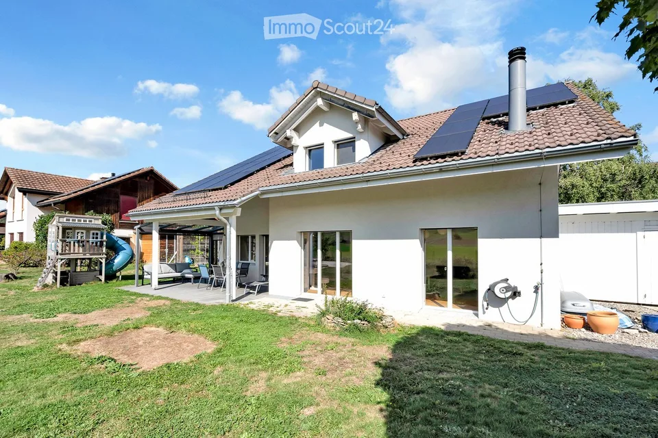 Casa unifamiliare con vista panoramica a Schwarzenburg – foto 3 di 30