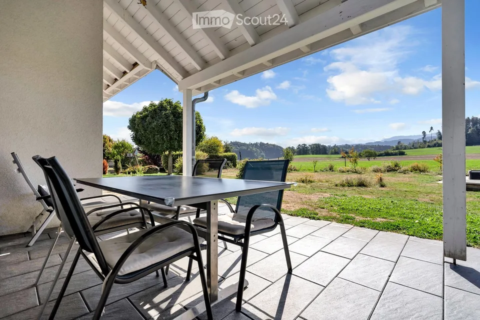 Casa unifamiliare con vista panoramica a Schwarzenburg – foto 6 di 30