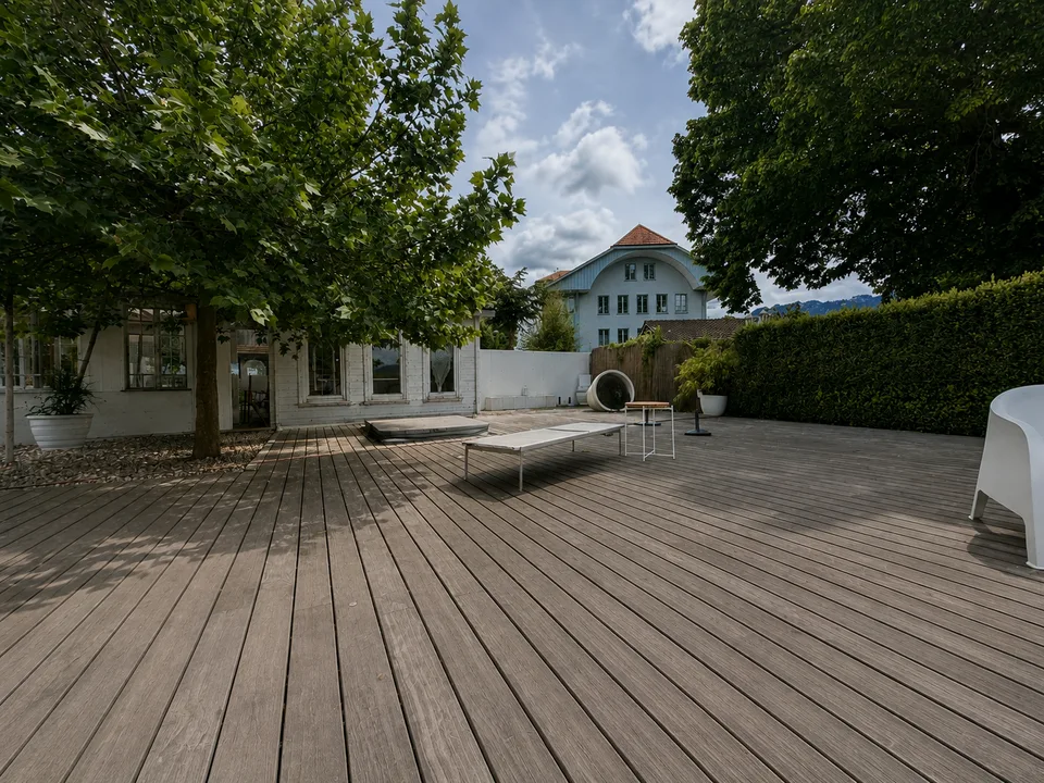 Modernes Einfamilienhaus in Gwatt – grosszügiges Wohnen mit Garten und viel Privatsphäre – Foto 2 von 15