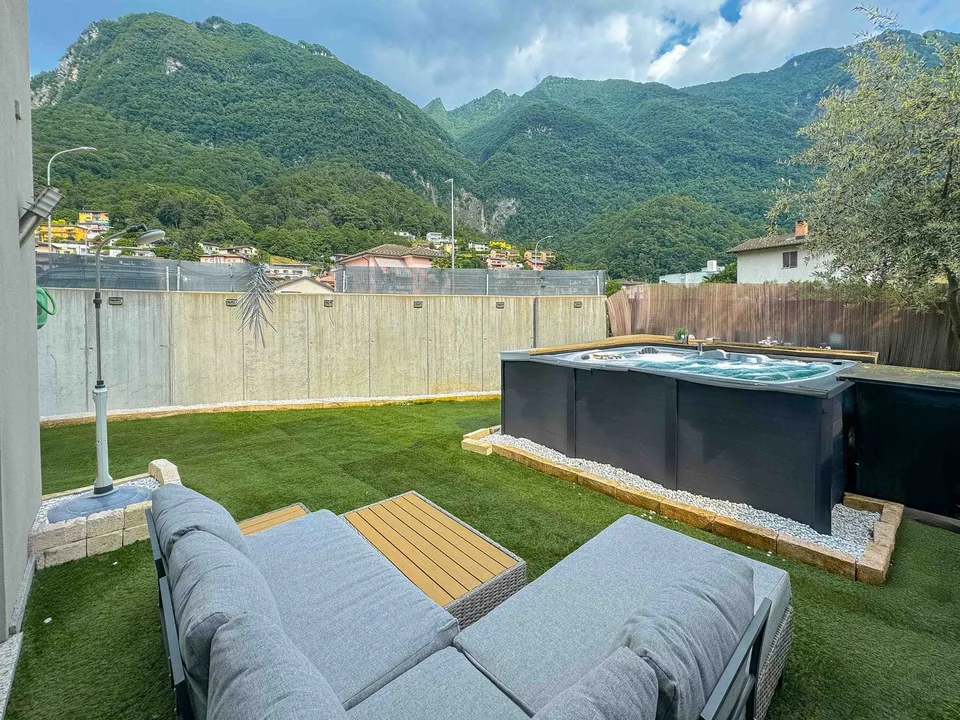 Grande e luminosa casa gemella a Melano – foto 7 di 9