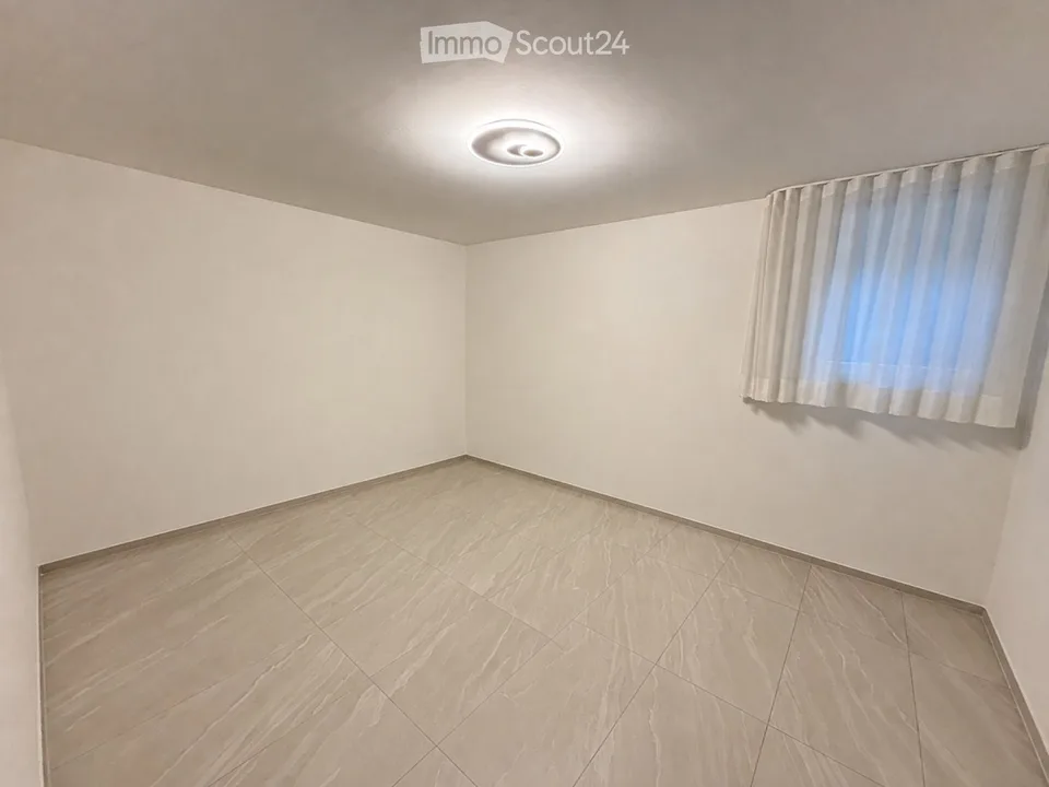 Geräumige 2,5-Zimmer-Wohnung mit 55 m² Garten in Claro – Foto 5 von 5