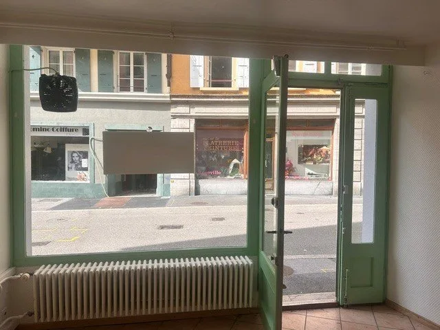 Boutique im Erdgeschoss – Foto 2 von 3