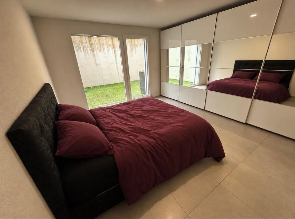 Schönes 4.5-Zimmer-Duplex-Apartment mit Garten – Foto 4 von 6