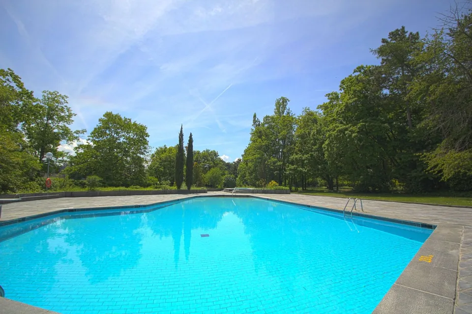 RARE: luxurious 7-Room apartment in a private residence / Magnifique 7 pièces – Foto 11 von 13