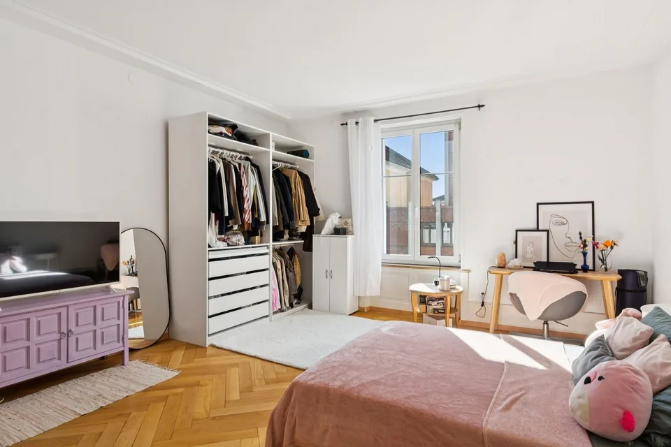 Immeuble de caractère mixte et de rendement au coeur de Delémon – photo 8 sur 13