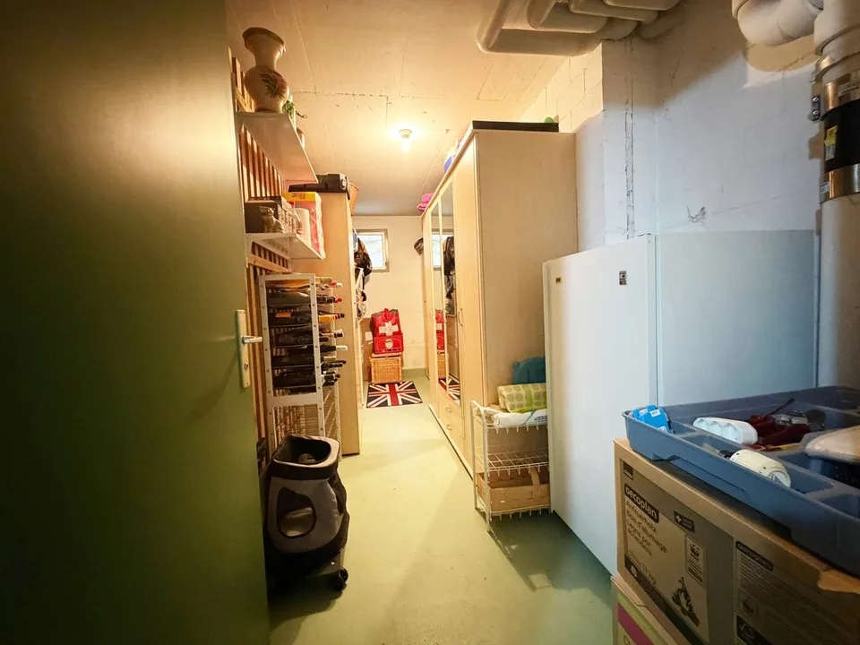 3.5 Zimmer Wohnung mit Cheminée und eigener Waschturm – Foto 12 von 12