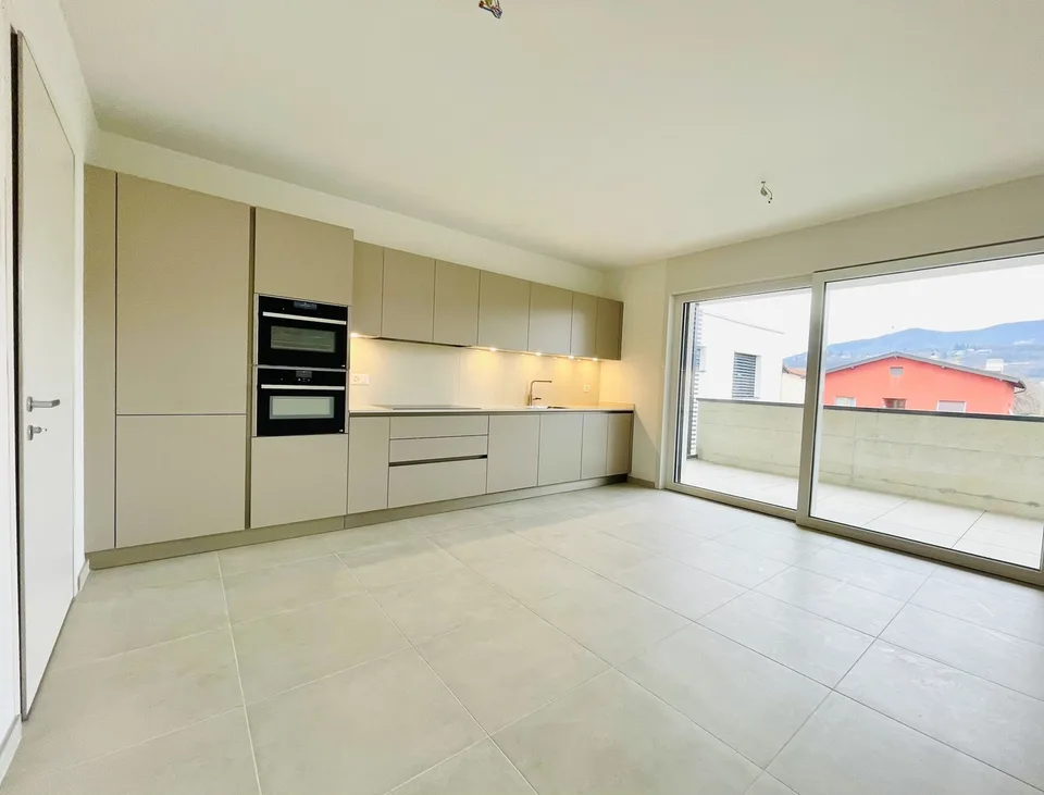 NEUE 3.5-ZIMMER-WOHNUNG – Foto 3 von 10