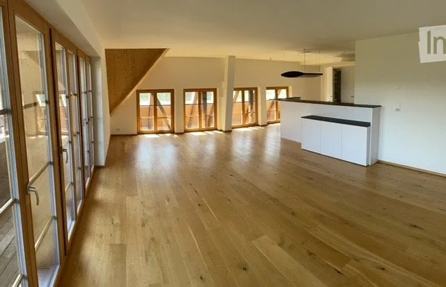 schöne 3.5-Zimmer-Wohnung mit Balkon ab 1.12.26 zu vermieten – Foto 2 von 5