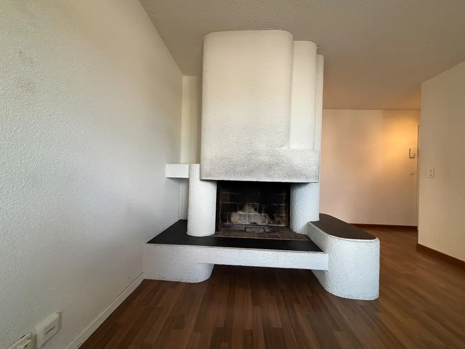 Charmante 2.5-Zimmer-Wohnung mit grosszügiger Terrasse! – Foto 6 von 13