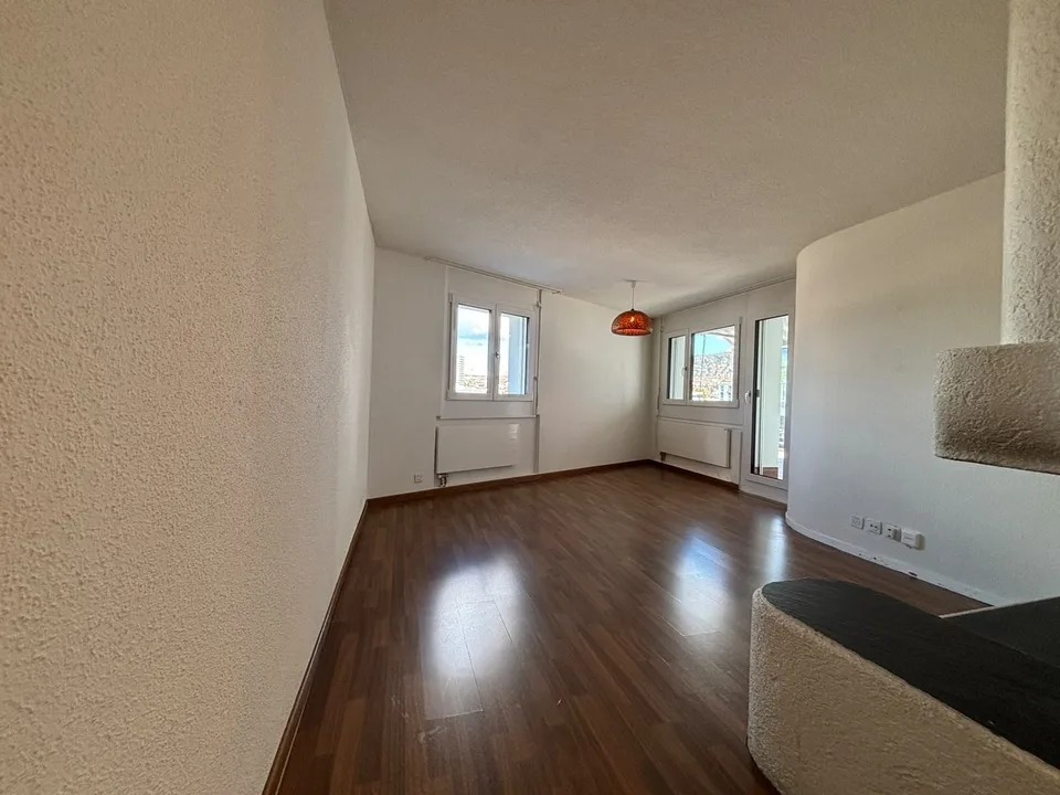 Charmante 2.5-Zimmer-Wohnung mit grosszügiger Terrasse! – Foto 7 von 13