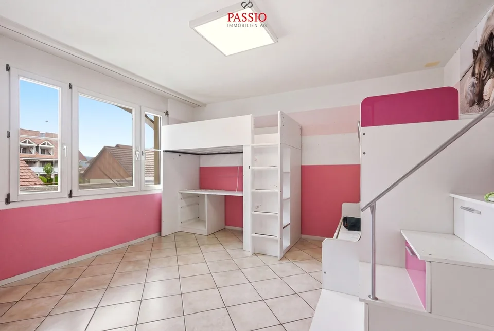 Appartamento luminoso 4.5 locali con posteggio auto in posizione centrale e tranquilla – foto 12 di 13