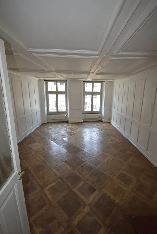 Charming 2-room apartment in the Bern old town – photo 5 of 11