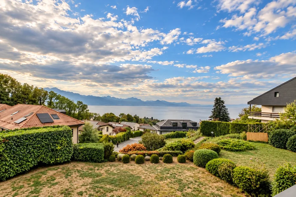 Schöne Reihenvilla mit 6.5 Zimmern und atemberaubendem Blick auf den See in Belmont-sur-Lausanne – Foto 3 von 13