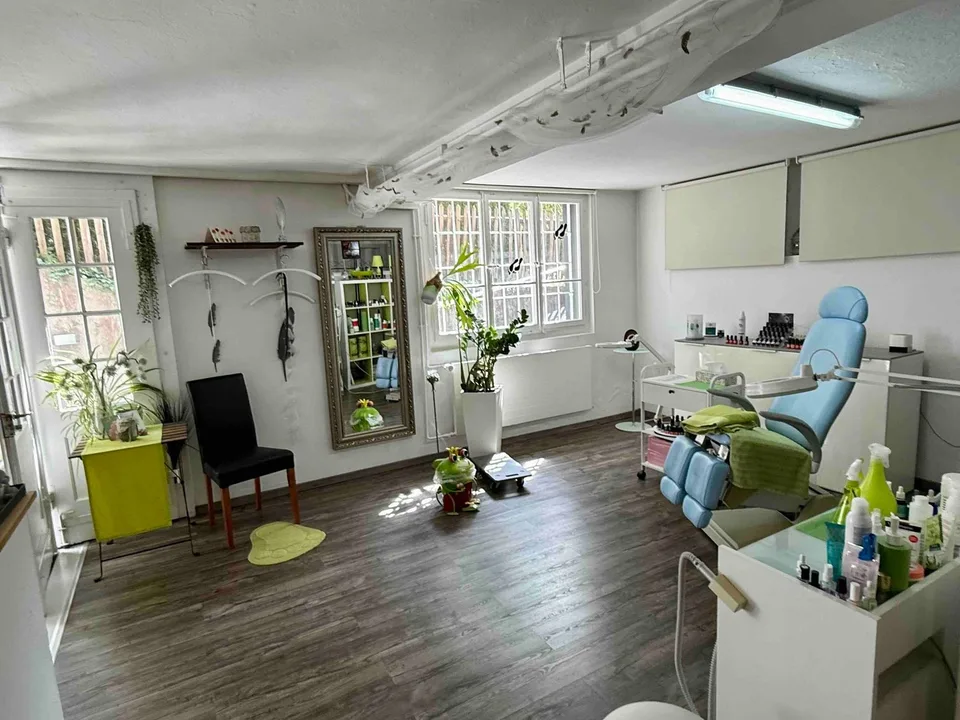6.5-Zimmer-Haus mit Gewerbeanteil in Zuchwil kaufen – Foto 9 von 10