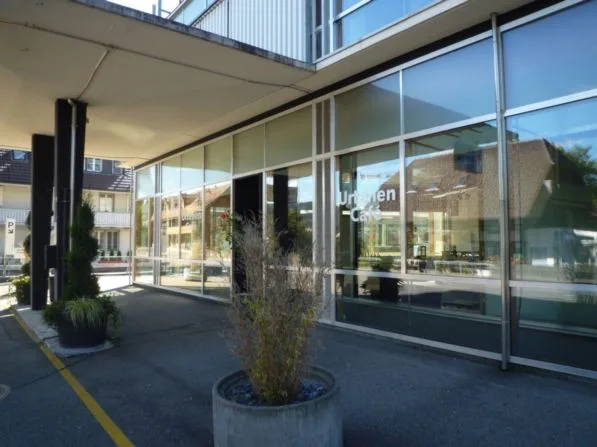 Espace commercial à louer près de l'autoroute – photo 8 sur 10