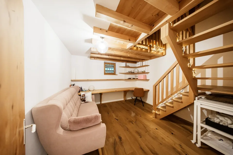 Alpines Wohngefühl mit Weitblick – grosszügige Maisonette in St. Antönien – Foto 13 von 19