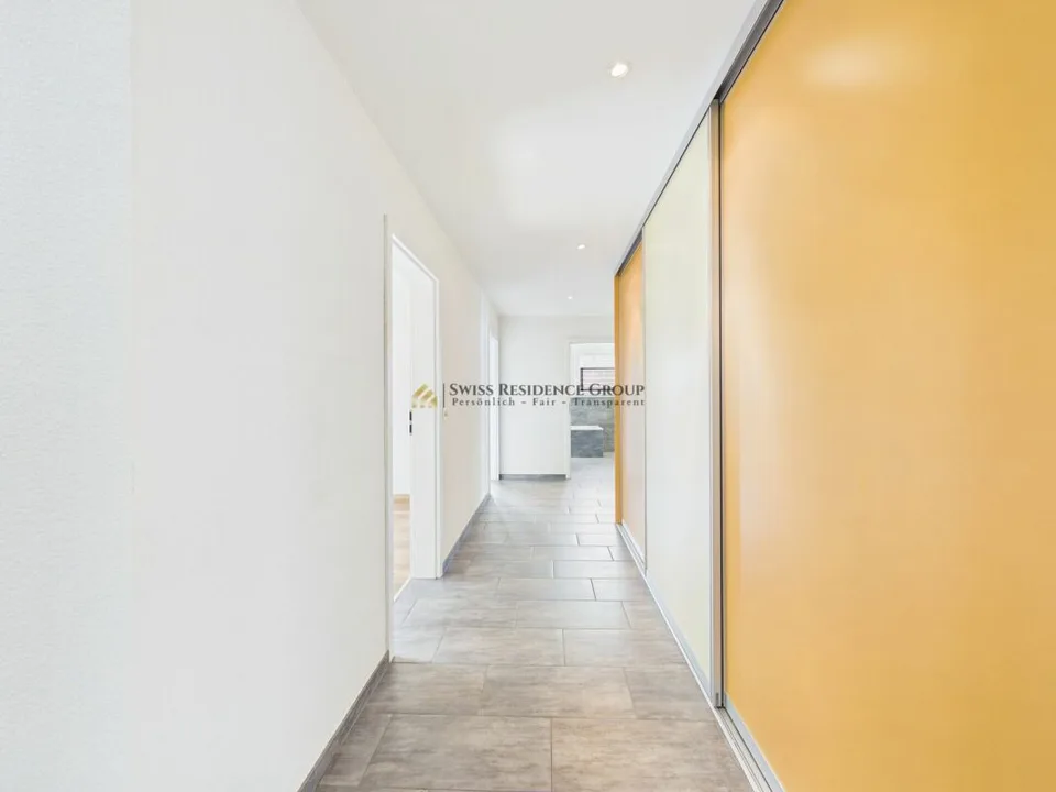 Luxus trifft Lebensqualität - Exklusive 5.5-Zimmer-Wohnung mit attraktivem Steuerfuss – Foto 7 von 15
