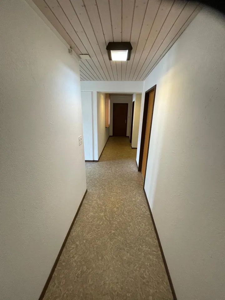 135 m² Spazio commerciale / Laboratorio luminoso in affitto a Courroux – foto 7 di 12
