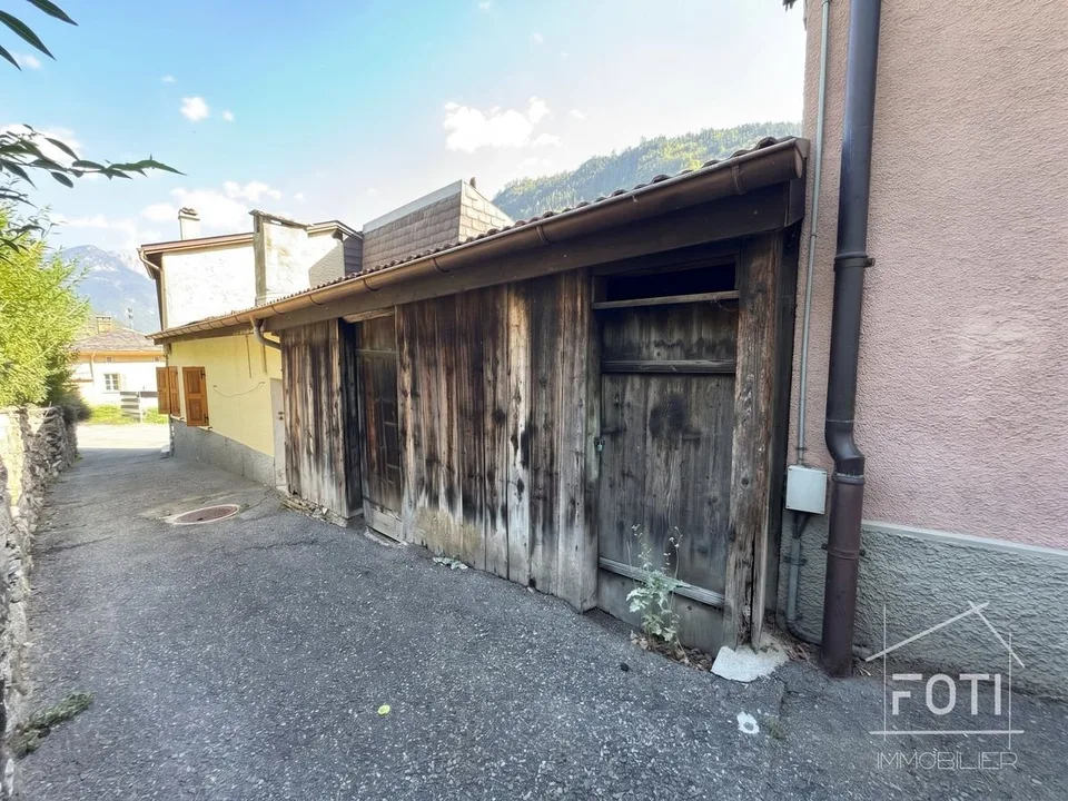 Immeuble de rendement à Martigny-Combe - 5,04 % brut avec potentiel de valorisation. – photo 11 sur 12