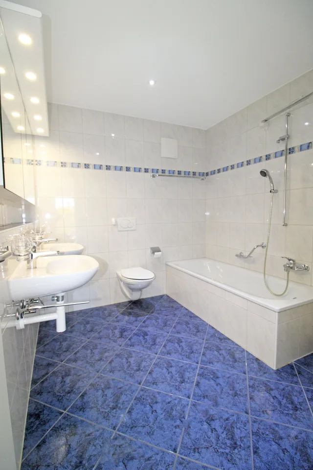 Un véritable joyau résidentiel, spacieux appartement maisonnette de 5,5 pièces à louer à Herzogenbuchsee – photo 12 sur 24