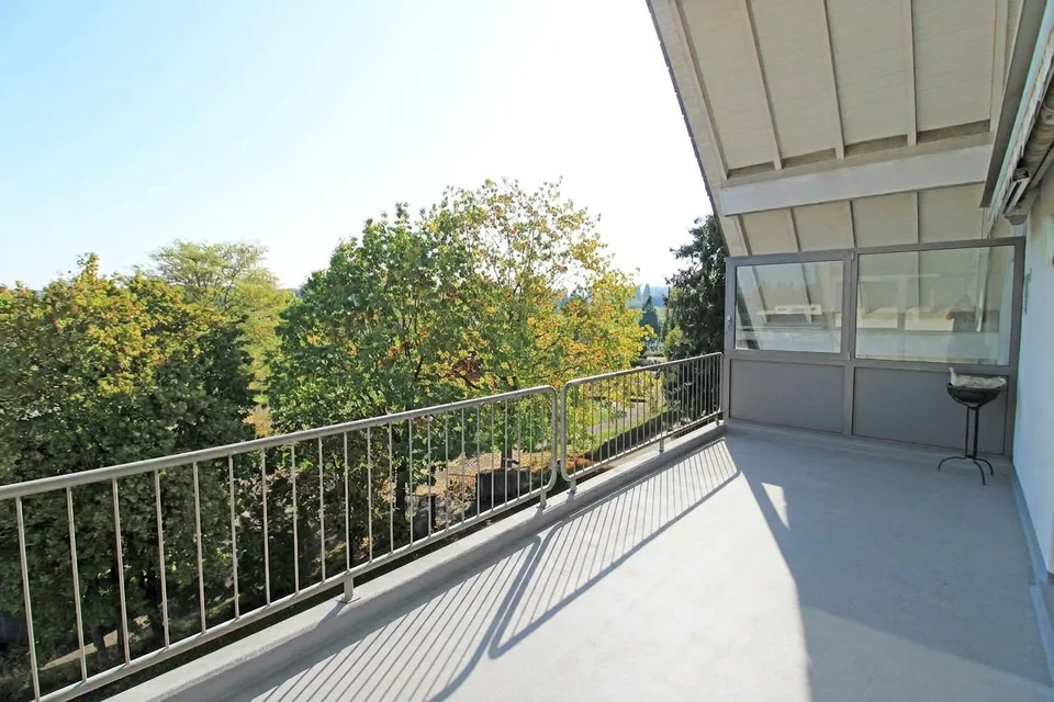 Un véritable joyau résidentiel, spacieux appartement maisonnette de 5,5 pièces à louer à Herzogenbuchsee – photo 22 sur 24