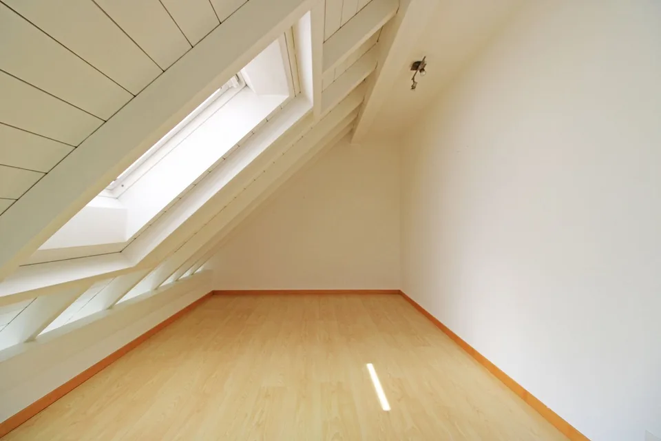 Un véritable joyau résidentiel, spacieux appartement maisonnette de 5,5 pièces à louer à Herzogenbuchsee – photo 14 sur 24