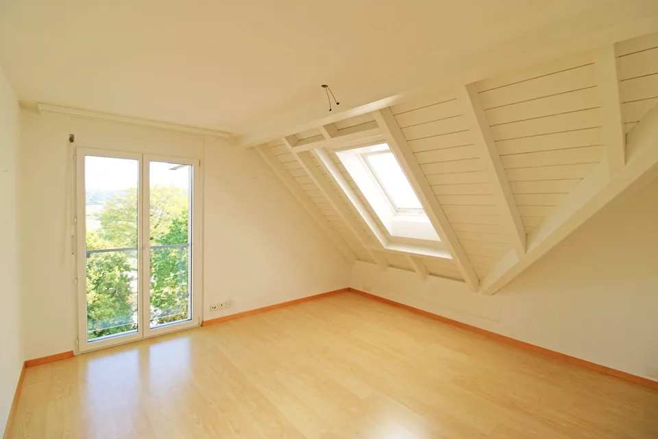 Un véritable joyau résidentiel, spacieux appartement maisonnette de 5,5 pièces à louer à Herzogenbuchsee – photo 15 sur 24