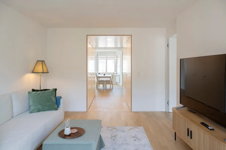 Appartement de 2,5 pièces rénové dans le district 3 de Zurich – photo 5 sur 8