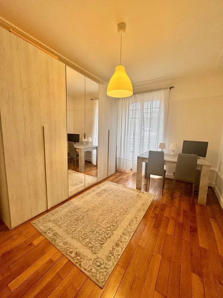 APPARTEMENT 3½ PIÈCES À MONTREUX (VD), MEUBLÉ, DURÉE DÉTERMINÉE – Foto 4 von 10
