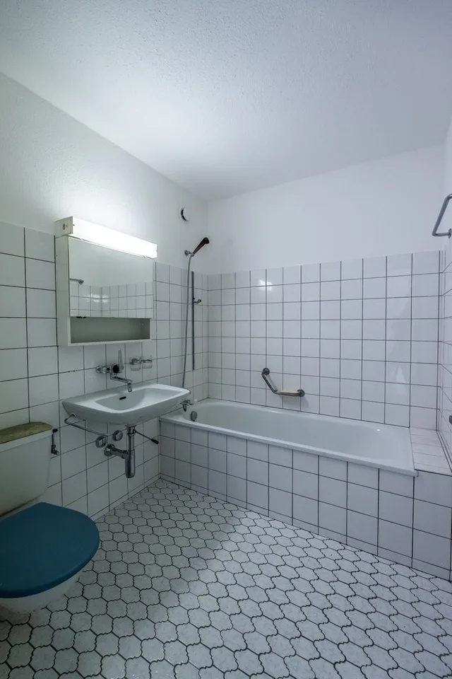 Ampio appartamento di 2 camere in una posizione tranquilla – foto 3 di 5