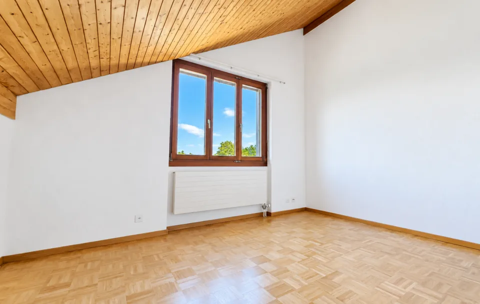 Grosse Sanierte 5.0 Wohnung mit grossen Spielplatz – Foto 4 von 21