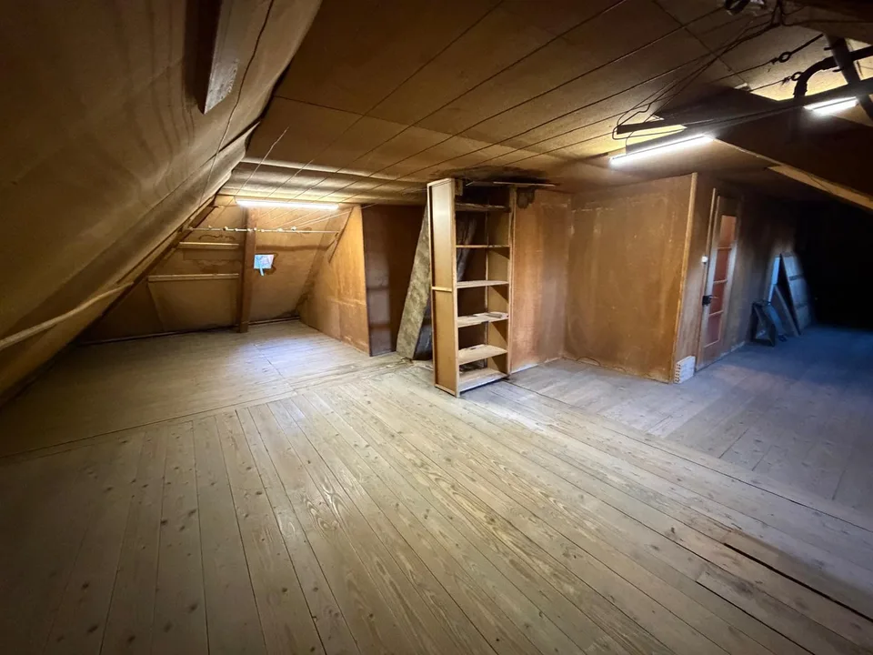 Ehemaliges Ärztehaus mit Bauland – 2’736 m² mit Entwicklungspotenzial in Triengen – Foto 11 von 18