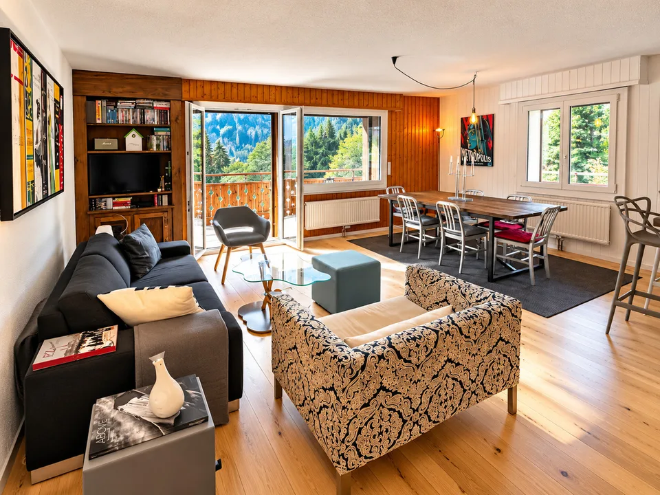 Seltenes, prächtiges 4 1/2-Zimmer-Apartment mit Renovierung und atemberaubendem Blick – Foto 5 von 13