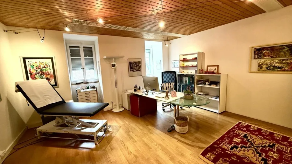 Büroräumlichkeiten - Praxis - Atelier - 107 m2 – Foto 2 von 16