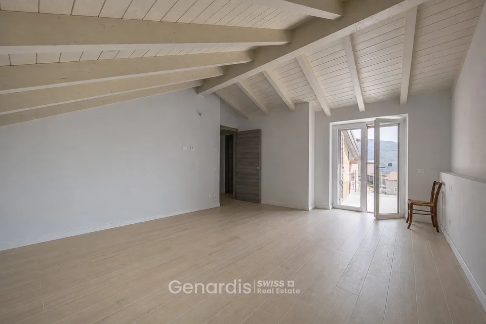 Bezauberndes 6.5-Zimmer-Dachgeschoss in Lema, Tessin – Foto 6 von 11