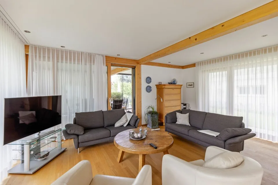 Casa a terrazza spaziosa in vendita, 4,5 locali, 35 metri di lunghezza. Al Bleicheliweg 2, 9055 Bühler bei Teufen, con vista panoramica su prati e boschi. A soli 2 minuti a piedi dalla stazione! – foto 4 di 16