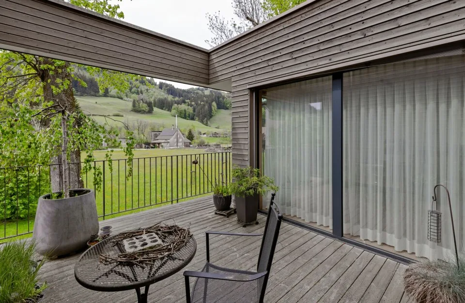 Casa a terrazza spaziosa in vendita, 4,5 locali, 35 metri di lunghezza. Al Bleicheliweg 2, 9055 Bühler bei Teufen, con vista panoramica su prati e boschi. A soli 2 minuti a piedi dalla stazione! – foto 14 di 16