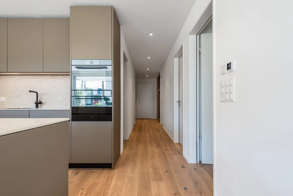 Construction neuve Minergie-P au centre du village – appartement 4,5 pièces avec espace de séjour ou grand balcon – photo 4 sur 26