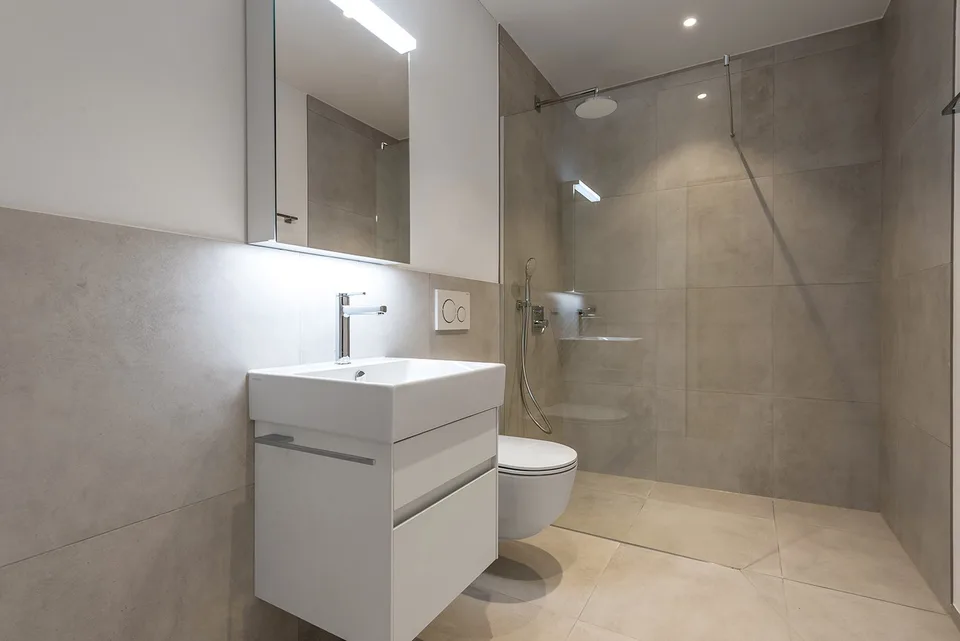 Construction neuve Minergie-P au centre du village – appartement 4,5 pièces avec espace de séjour ou grand balcon – photo 10 sur 26