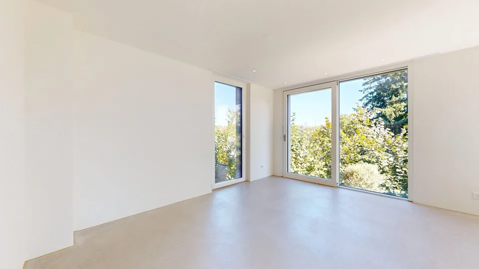 Frisch renovierte 2.5-Zimmer-Wohnung mit privatem Garten – Foto 4 von 13
