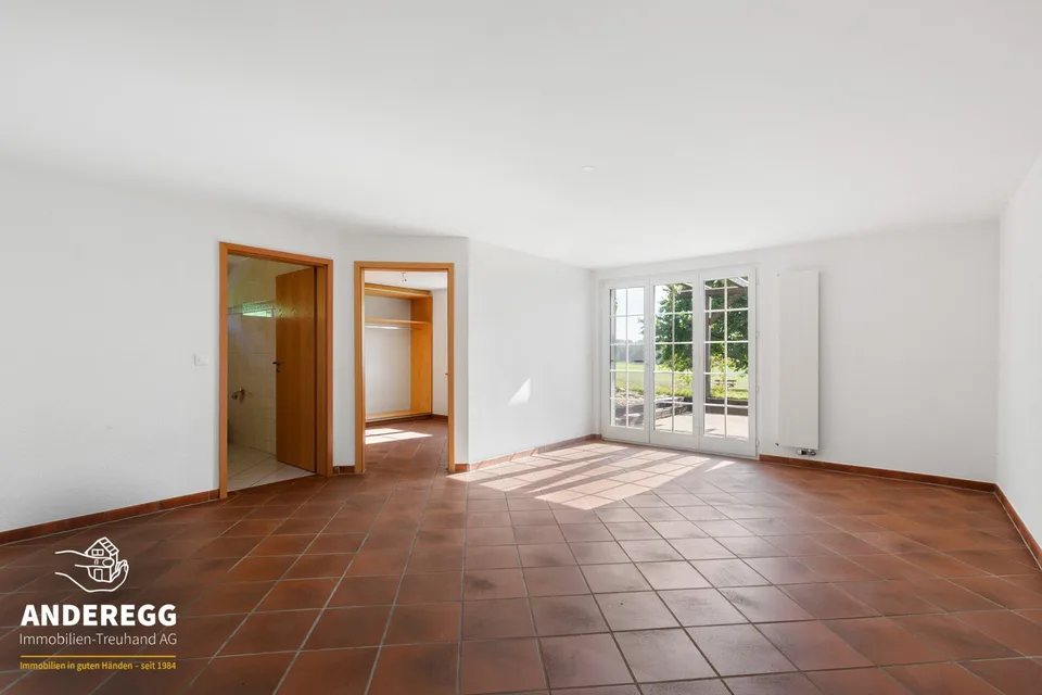 Sonniges EFH mit Einliegerwohnung und unverbaubarem Alpenpanorama – Foto 8 von 13