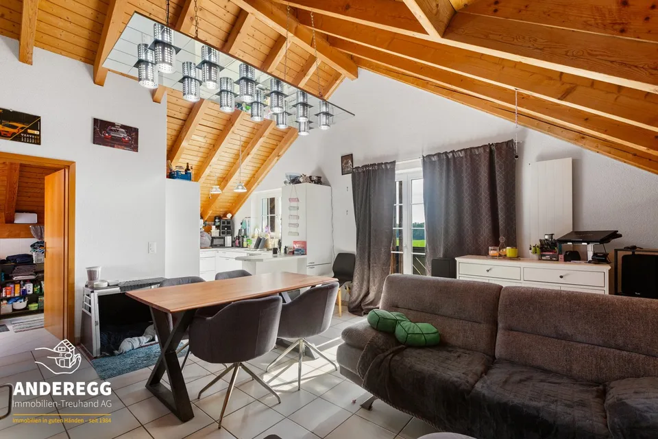 Sonniges EFH mit Einliegerwohnung und unverbaubarem Alpenpanorama – Foto 10 von 13