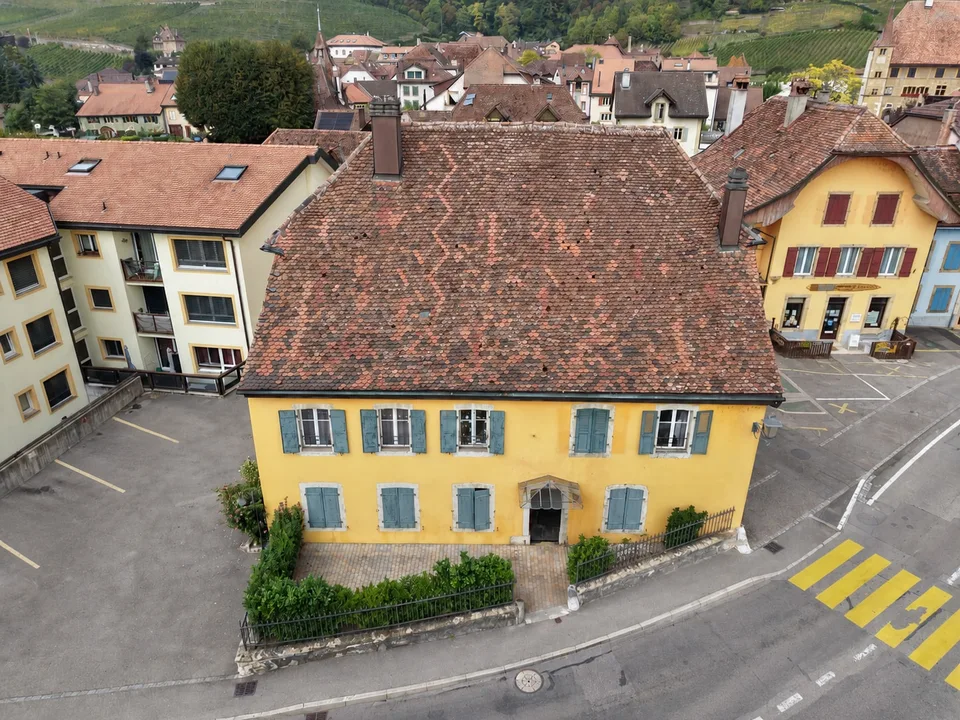 IMMEUBLE DE RENDEMENT – 4,57 % BRUT ET POTENTIEL DE DÉVELOPPEMENT – photo 2 sur 13