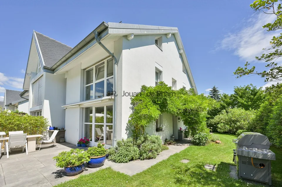 Crans | Triplex in der Giebelseite - vollständig abseits von Lärmbelästigungen – Foto 3 von 10