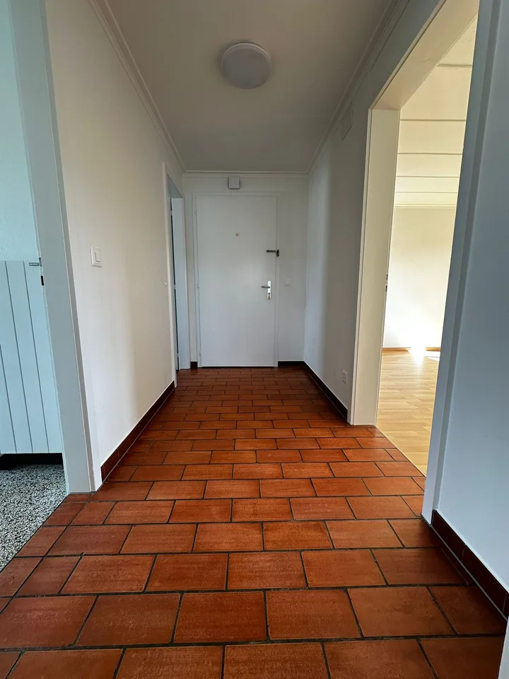 ruhige 2-Zimmerwohnung in Brügg BE – Foto 3 von 10