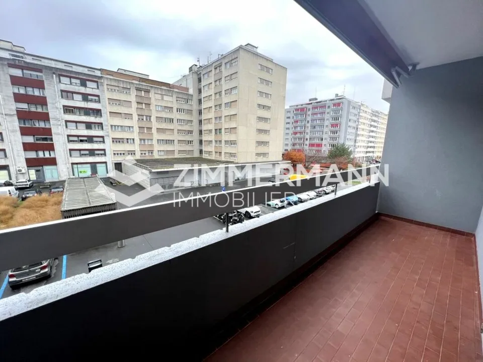Thônex: Prachtvolle 5-Zimmer-Wohnung mit Balkon! – Foto 6 von 6