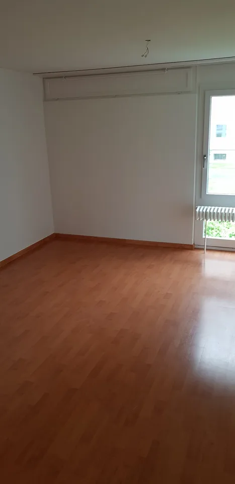 Appartamento attraente e luminoso di 3,5 locali in una posizione tranquilla a Worb! – foto 4 di 6