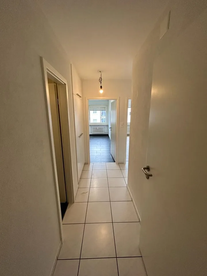 Helle 2.5-Zimmer-Wohnung an der Dornacherstrasse in Basel – Foto 6 von 17